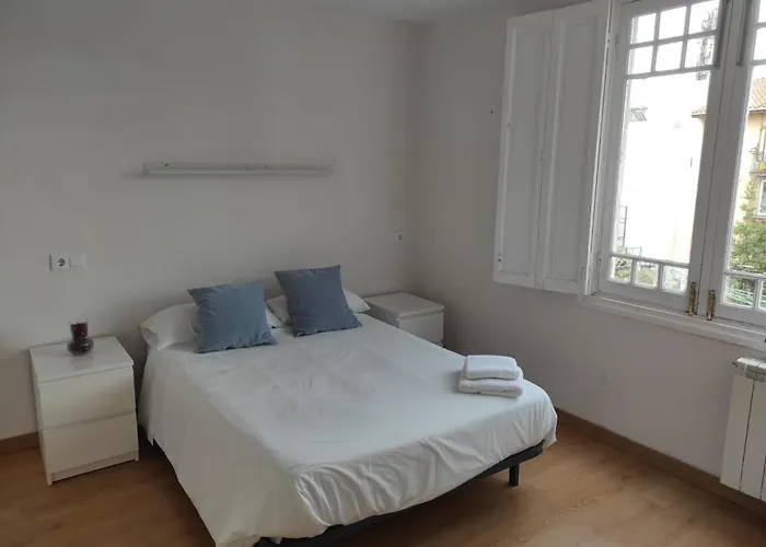 Apartamento Lovely Centro דירה *